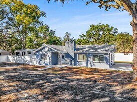 11912 McMullen Loop in Riverview, FL - Building Photo