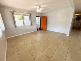 1028 Hooli Pl in Pearl City, HI - Building Photo