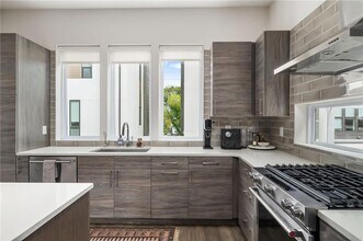 52 Reynolds Square Ln in Atlanta, GA - Building Photo - Building Photo