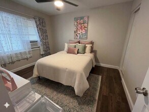 730 NW 4th Ave in Fort Lauderdale, FL - Foto de edificio - Building Photo