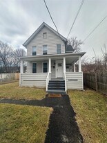 62 1/2 Dickinson St in Binghamton, NY - Building Photo