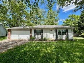 5814 La Fleur Ct in Indianapolis, IN - Building Photo - Building Photo