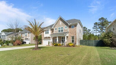 949 Castleoak Dr in Richmond Hill, GA - Building Photo - Building Photo