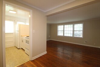 518 E 27th Ave in North Kansas City, MO - Building Photo - Building Photo