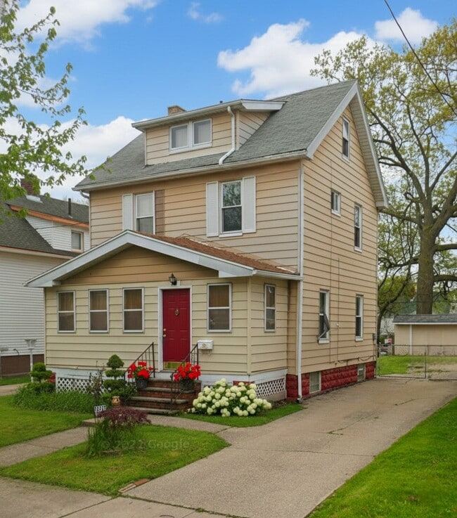 property at 3631 E 133rd St