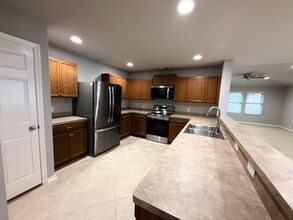 5518 Timber Haven in San Antonio, TX - Building Photo - Building Photo