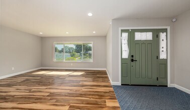 11460 Hillcrest St in Loma Linda, CA - Building Photo - Building Photo