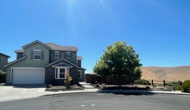 913 Bailey Ct in San Ramon, CA - Foto de edificio - Building Photo