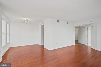 601 Pennsylvania Ave NW in Washington, DC - Building Photo - Building Photo