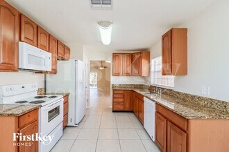 1625 Gardner Dr in Lutz, FL - Building Photo - Building Photo