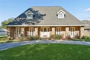 5500 Craig Ave in Kenner, LA - Building Photo