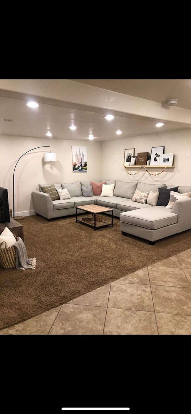 550 S 1500 E, Unit Beautiful Provo Basement Apartment! in Provo, UT - Building Photo - Building Photo