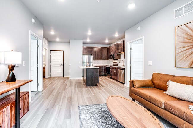 Flats at Neill Park in Burnsville, MN - Building Photo - Interior Photo