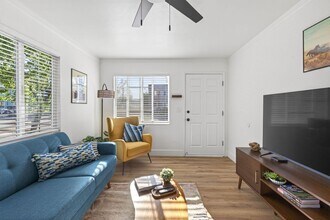 70-80 Locust St in Reno, NV - Building Photo - Building Photo