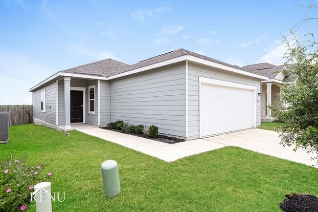 5124 Firefly Hls in Saint Hedwig, TX - Building Photo - Building Photo