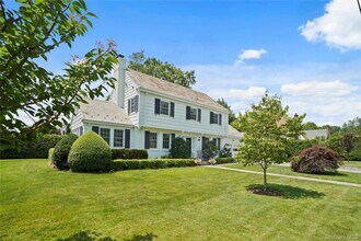 30 Summit St in Eastchester, NY - Building Photo - Building Photo