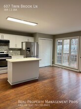 607 Twin Brook Ln in Stafford, VA - Building Photo - Building Photo