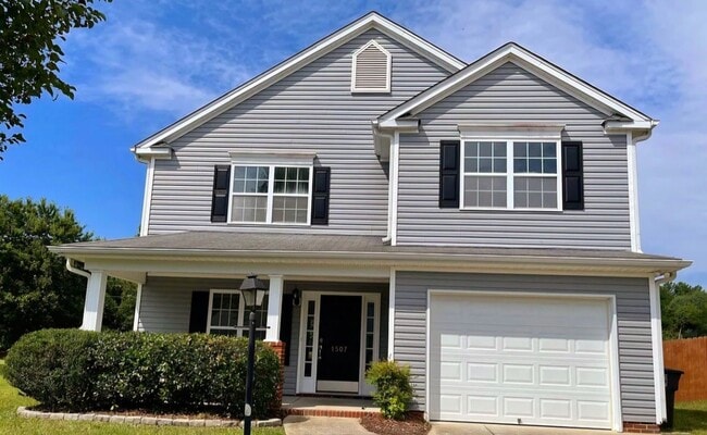 property at 1507 Hamilton Hills Dr