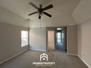 7845 Shadowland Dr in Memphis, TN - Building Photo - Building Photo