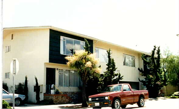 1250 Rogell Ave in San Mateo, CA - Building Photo - Building Photo