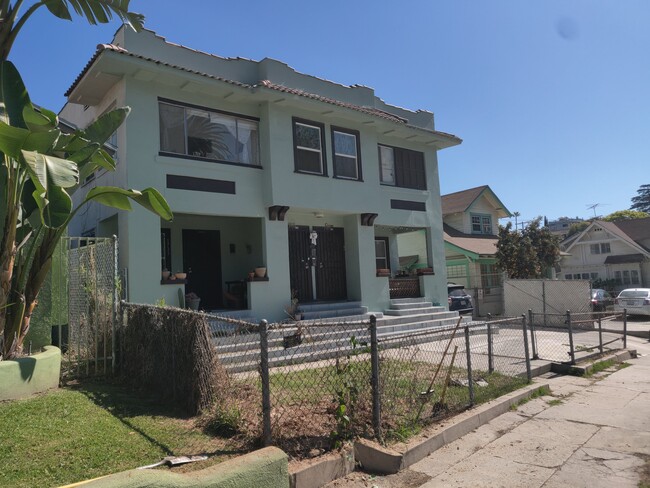 1709 1/2 Park Ave, Unit 1709 12