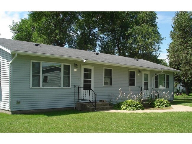 property at 312 S 3rd St