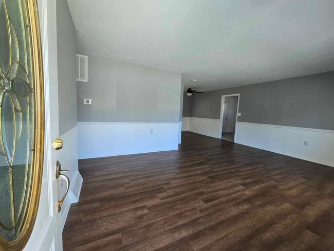 259 Walton St in Strasburg, VA - Building Photo - Building Photo