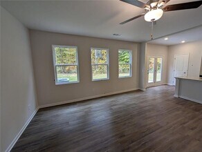 116 Parkwood Dr in Dawsonville, GA - Building Photo - Building Photo