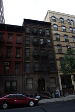 212 W 17th St in New York, NY - Foto de edificio - Building Photo