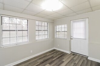 1061 Albany Terrace in Cincinnati, OH - Foto de edificio - Building Photo