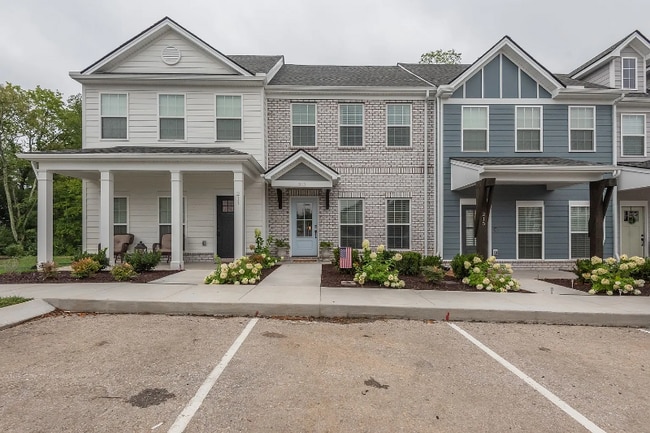 213 Holywell Dr in Gallatin, TN - Building Photo - Building Photo