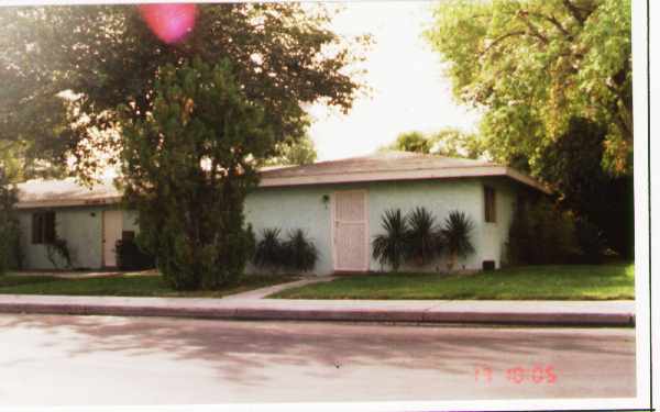 601 Desert Ln in Las Vegas, NV - Foto de edificio - Building Photo