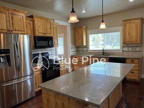 3312 E Edwards Dr in Idaho Falls, ID - Building Photo - Building Photo