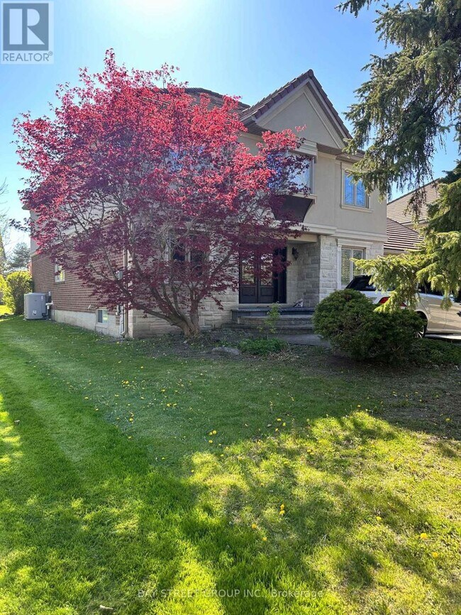 28 Dunloe Rd in Richmond Hill, ON - Building Photo - Building Photo
