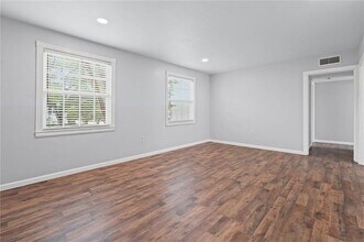 214 Upham St in Mobile, AL - Building Photo - Building Photo