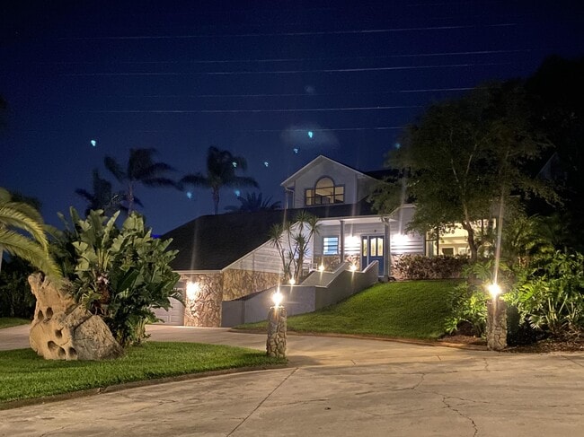9 Point View Pl in Cocoa, FL - Building Photo - Building Photo