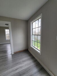 3126 Webster St photo'