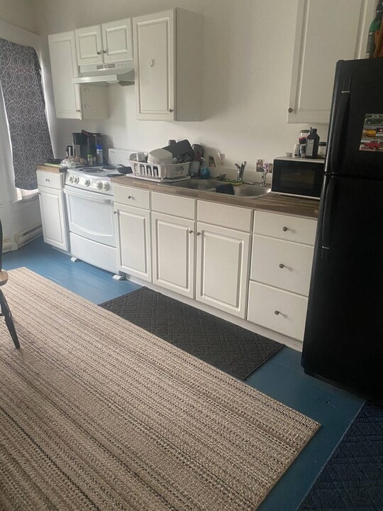 18 Harper St in Stamford, NY - Building Photo