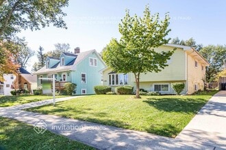 130 S Grace St in Lombard, IL - Building Photo - Building Photo