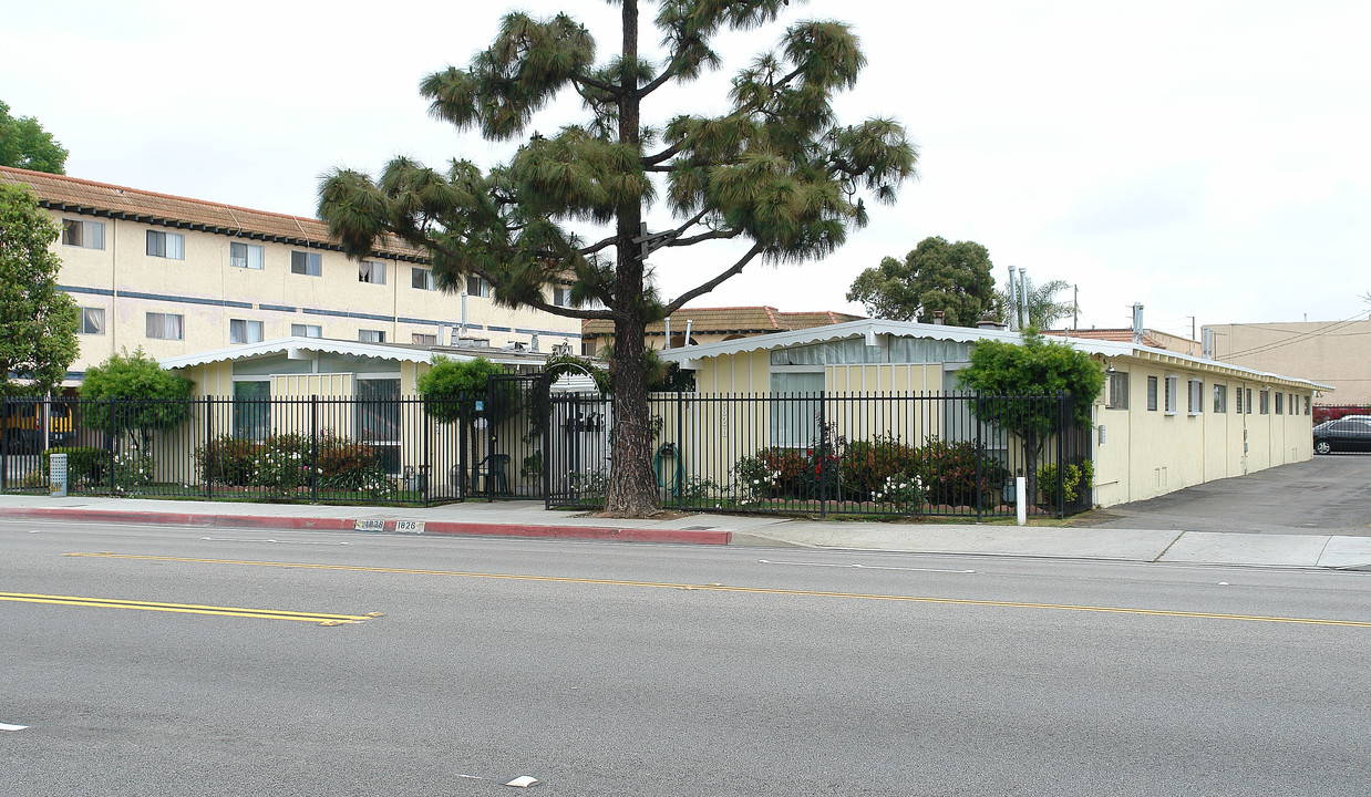 1826-1828 Placentia Ave in Costa Mesa, CA - Building Photo