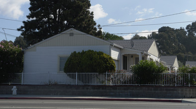 22108 Center St in Castro Valley, CA - Building Photo - Building Photo