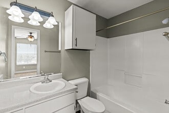 Bent Tree Apartments in San Angelo, TX - Building Photo - Interior Photo