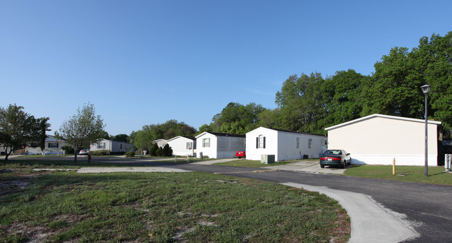 Park Ridge Mobile Home Park in Jacksonville, FL - Building Photo - Building Photo