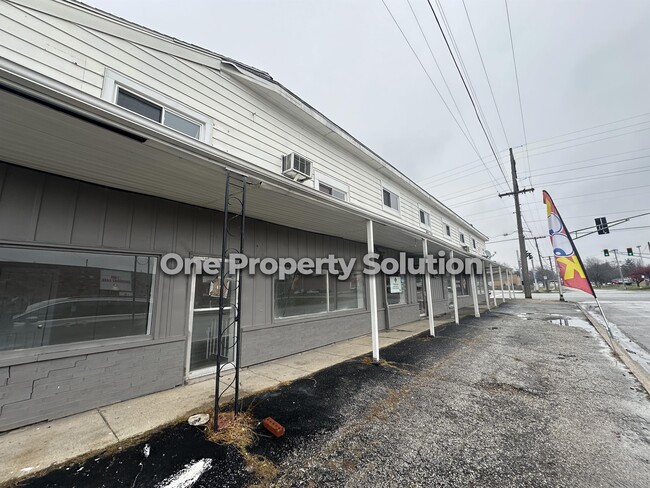 5284 Broadway in Merrillville, IN - Building Photo - Building Photo