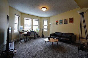 12 Lorraine Ter, Unit 3 in Boston, MA - Building Photo