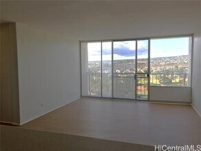 98-410-410 Koauka Loop in Aiea, HI - Building Photo - Building Photo