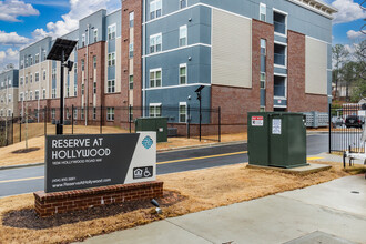 Reserve at Hollywood in Atlanta, GA - Building Photo - Building Photo