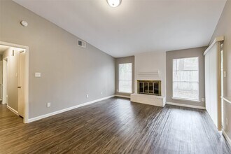 26 W Broken Oak Ct in Spring, TX - Building Photo - Building Photo