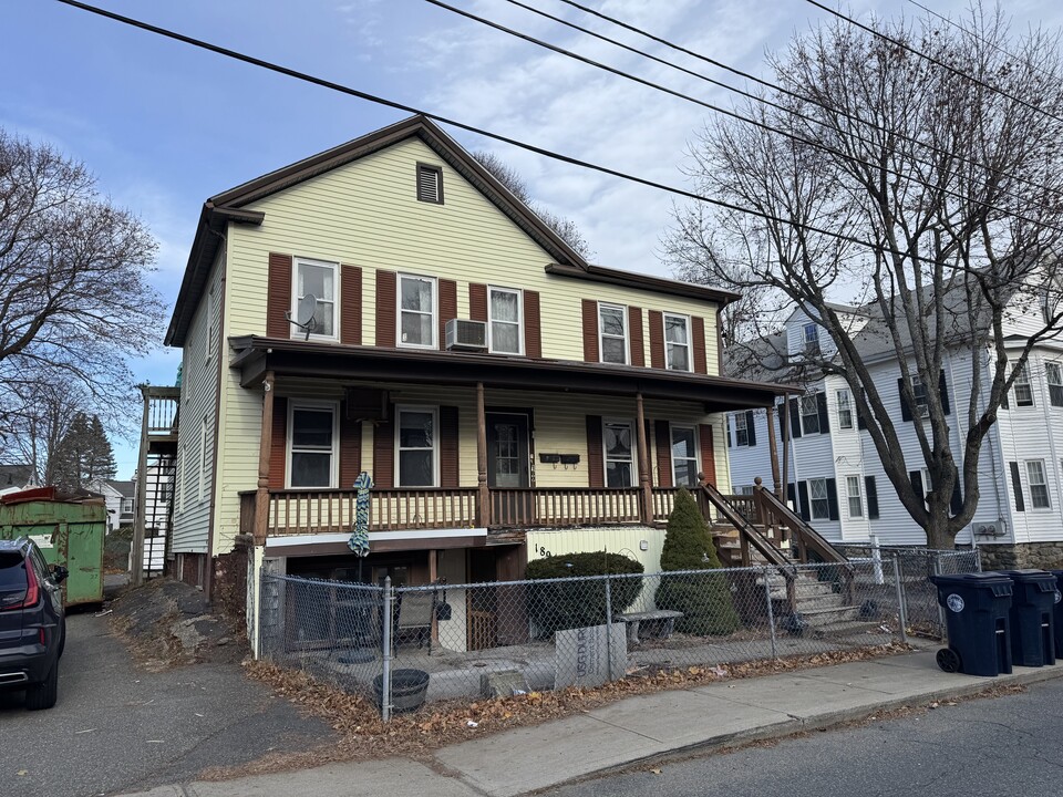 189 Chestnut St, Unit 3 in Marlborough, MA - Foto de edificio