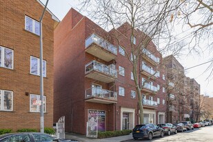 Kings 21 in Brooklyn, NY - Building Photo